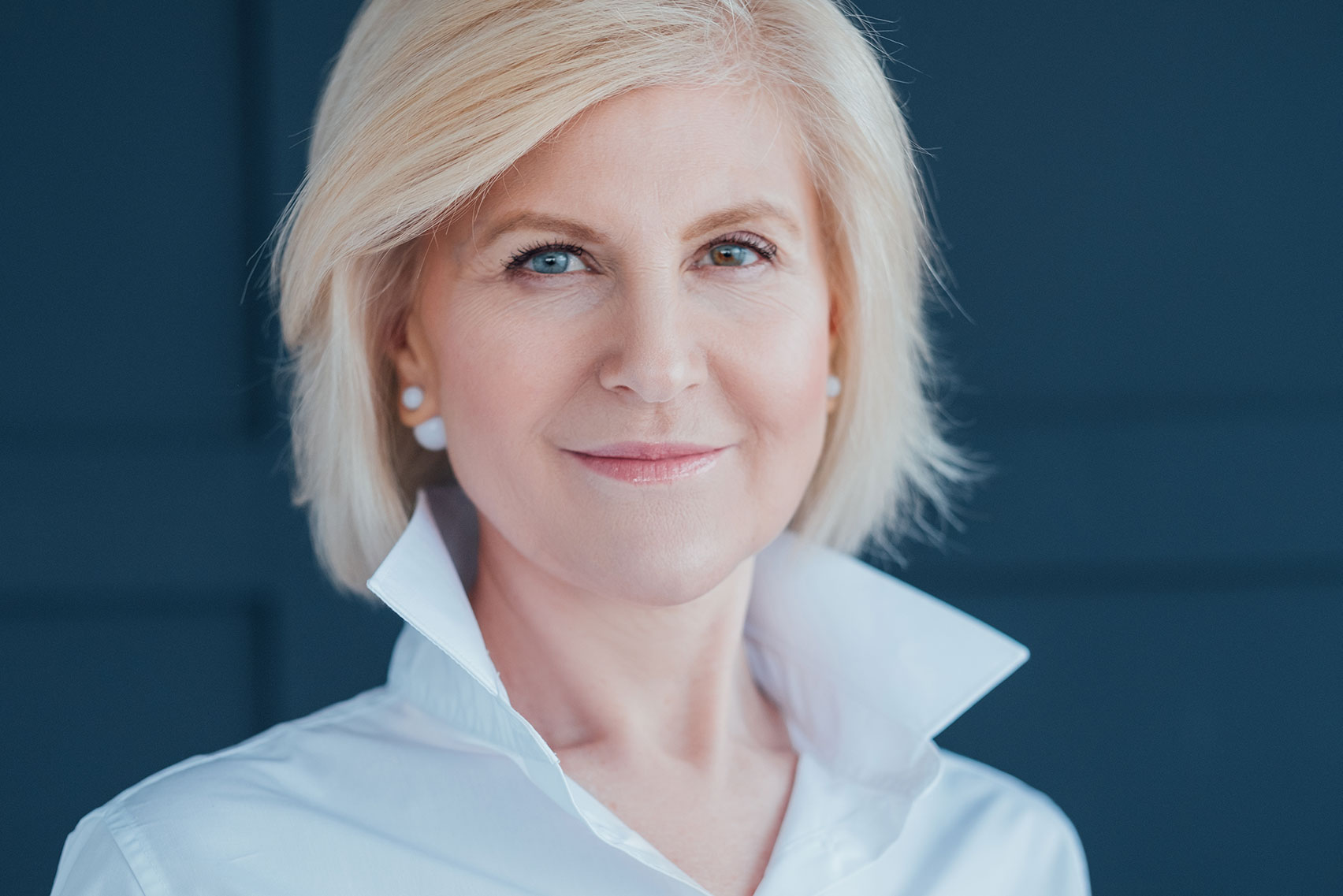 Woman with heterochromia