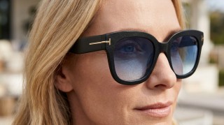 Tom Ford Beatrix-02 FT0613 01W 52 Generiertes Bild